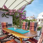 With Parking Space - 6178 Appartamento Vodice