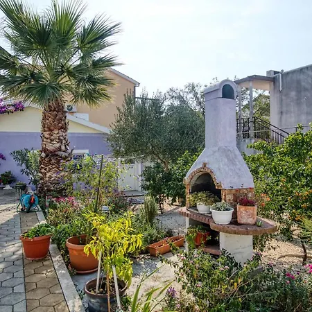 With Parking Space - 6178 Vodice