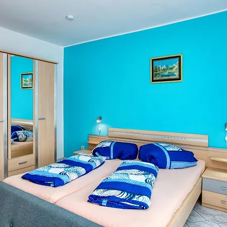 With Parking Space - 6178 Vodice