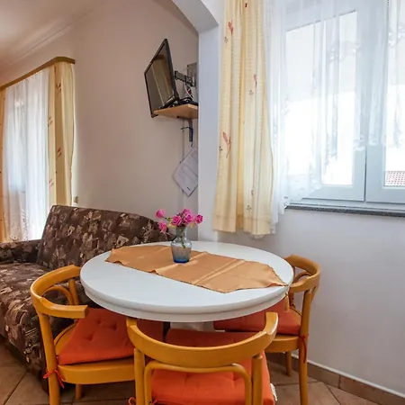 With Parking Space - 6178 Vodice