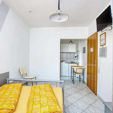 With Parking Space - 6178 Vodice