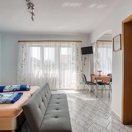 With Parking Space - 6178 Vodice