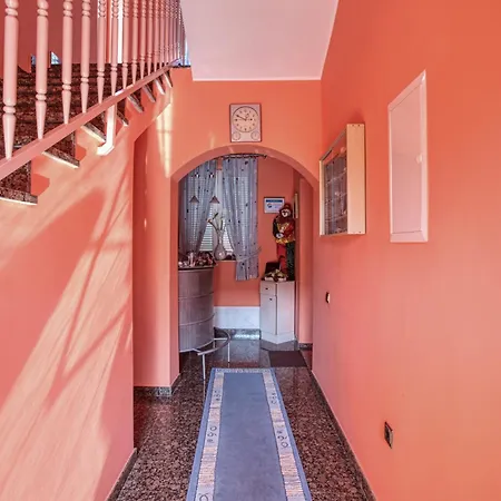 With Parking Space - 6178 Apartmán Vodice