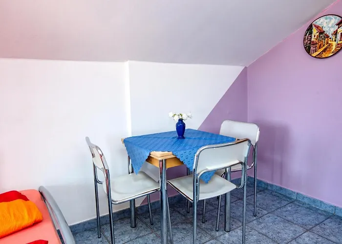 With Parking Space - 6178 Appartamento Vodice