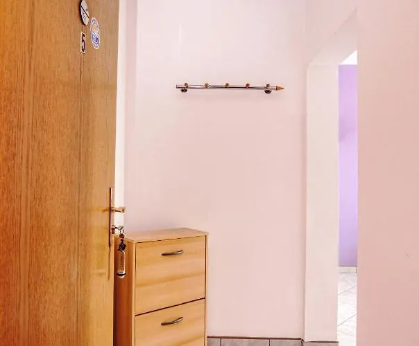 Appartamento With Parking Space - 6178