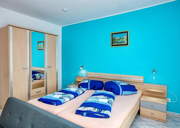 With Parking Space - 6178 ヴォディツェ