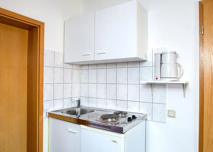 With Parking Space - 6178 Appartamento Vodice