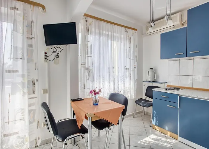 With Parking Space - 6178 Appartamento