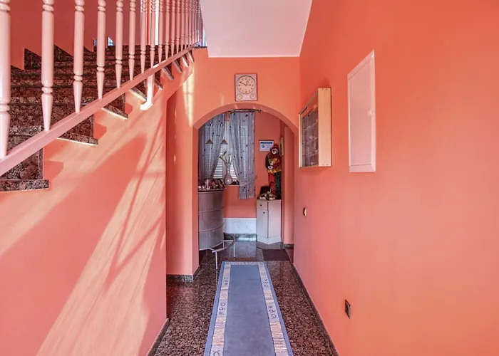 With Parking Space - 6178 Appartamento Vodice