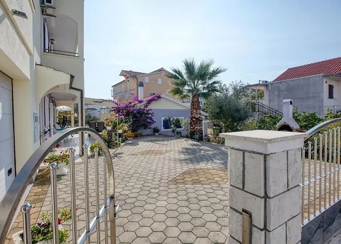 Appartamento With Parking Space - 6178 Vodice